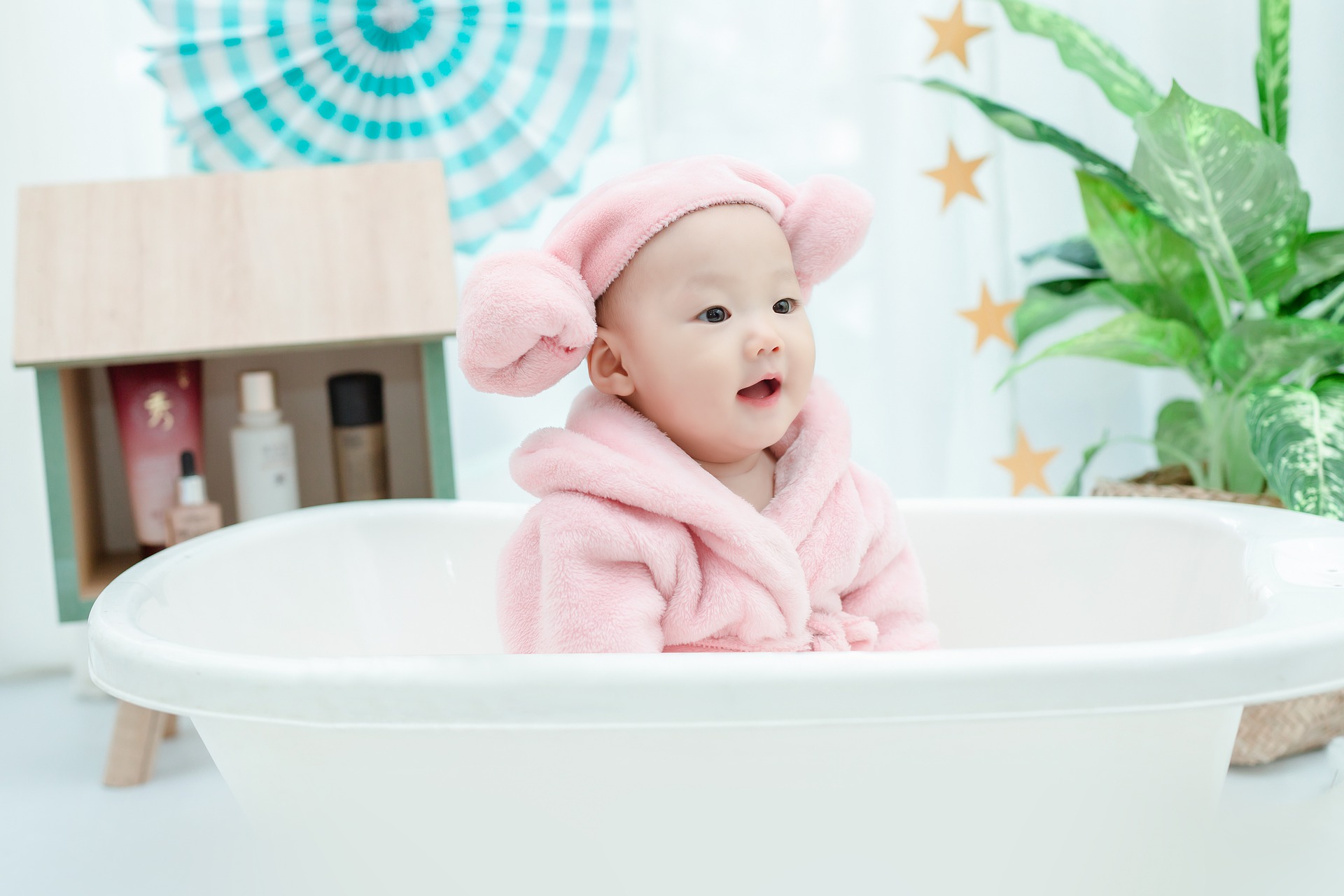赤ちゃん　お風呂　冬